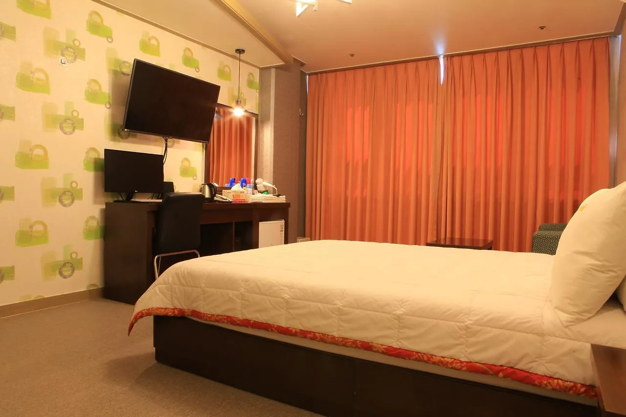 Marina Motel Busan Station 2*,  South Korea