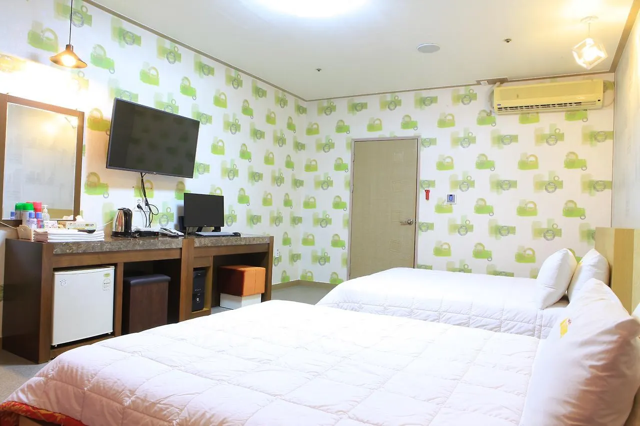 Marina Motel Busan Station 2*,  South Korea