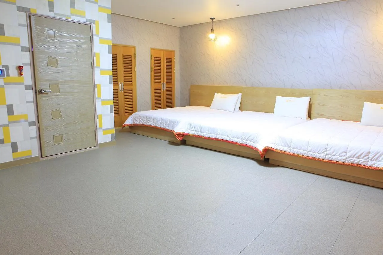 Marina Motel Busan Station