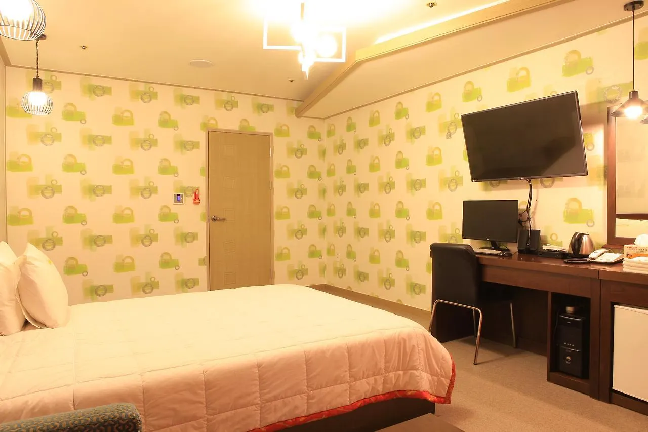 Marina Motel Busan Station