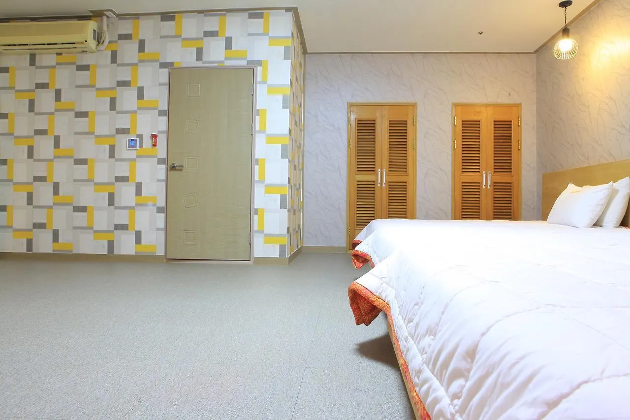 Marina Motel Busan Station