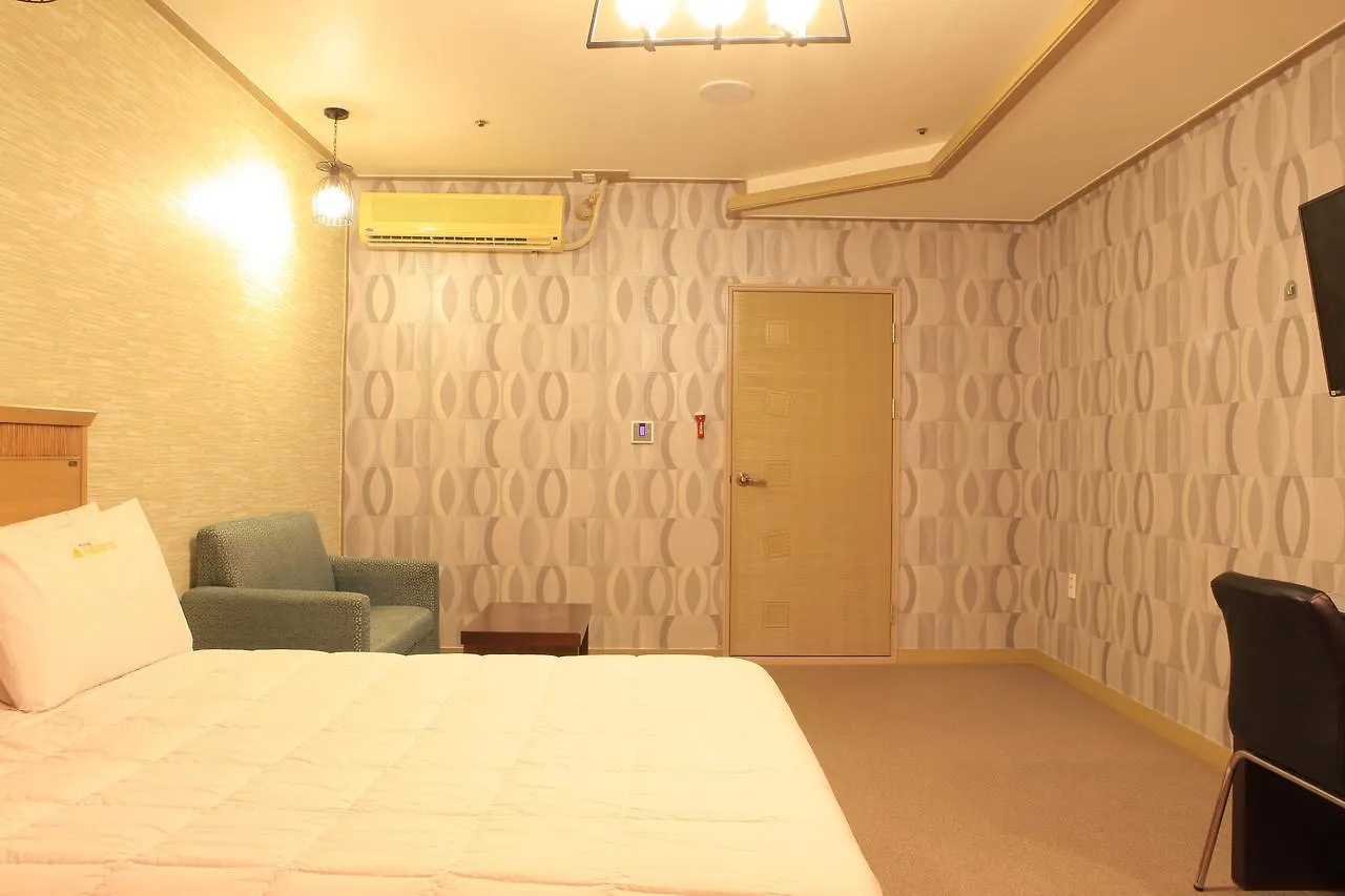 Marina Motel Busan Station