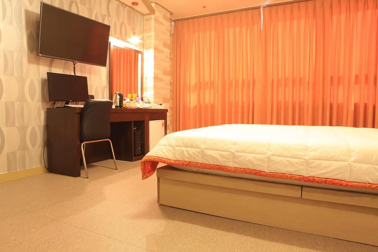 Marina Motel Busan Station